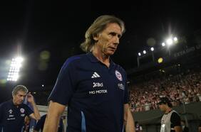 “Se compitió hasta que el manual Gareca la embarró”: los errores de lectura del Tigre que hundieron a la Roja en Paraguay