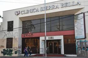 Golpe a la Municipalidad de Santiago: tribunal ordena inscribir millonaria compra de la exclínica Sierra Bella