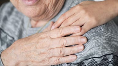 Qué se sabe del gen de riesgo que podría provocar Alzheimer, según un reciente estudio