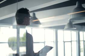 Creación de empresa sube casi 60% en el primer trimestre y sortea la crisis