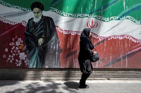 Después de dos años de restricciones: Irán levanta bloqueo impuesto a WhatsApp