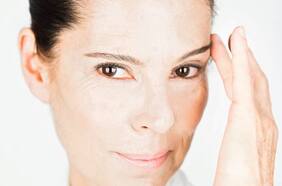 ¿Cuándo es momento de operarse los párpados?