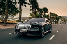Más autonomía, más potencia y lujo a medida: así evoluciona el Rolls-Royce Spectre
