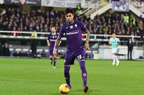 ¡Alarma en la Roja!: Erick Pulgar sufre esguince de tobillo y podría perderse los duelos de noviembre