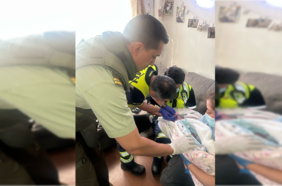 Carabineros asisten parto prematuro de gemelas en Pudahuel