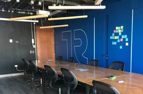 Importante consultora de innovación inglesa llega al país de la mano de firma chilena