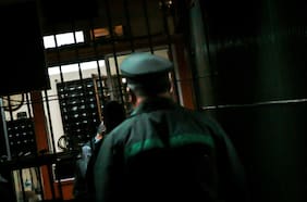 Aún no sale de la cárcel: Bastián Campos, el preso del estallido al que el indulto de Boric “lo perjudicó”