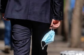 Uso de mascarilla estaba “desvirtuado” y “la gente perdió el miedo”: ¿Se acabó la pandemia?