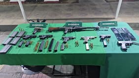 Cuatro detenidos tras hallazgo de arsenal en departamento de El Bosque