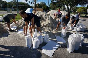 Gobernador de Florida declara estado de emergencia ante llegada de tormenta tropical Idalia