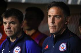 Sorpresa, escape e incertidumbre: viaje al camarín de la Roja en la intensa noche en la que renunció Eduardo Berizzo