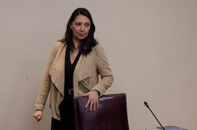 Lobos por dardos de Kast y desmarques de Jara: “Tienen libertad para hacer críticas constructivas, pero no se puede desconocer la realidad”