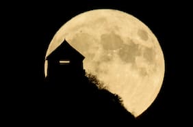 Agua en la Luna: ¿de la poesía a la explotación de recursos?