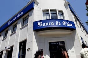 Banco de Chile insiste en revocar multa de la CMF por dar créditos a deudores de pensión de alimentos y acude a la Suprema