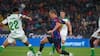 Barcelona pasa la aplanadora y golea a Racing de Santander para mantener un liderato de campaña perfecta