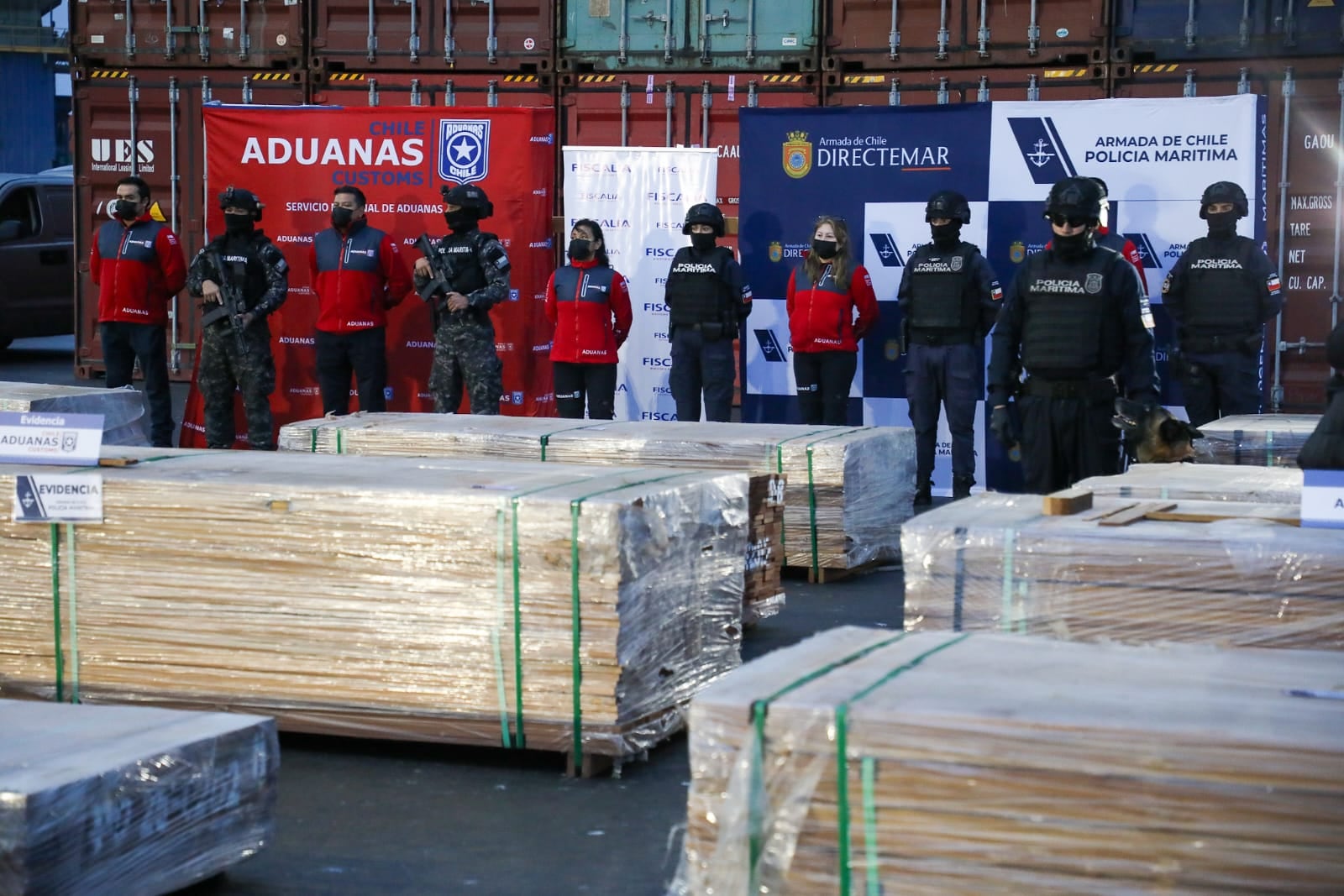 Fiscalía de Bolivia anuncia citaciones y al menos 50 allanamientos por megacargamento de 108 toneladas de droga incautado en Chile