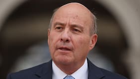 Gobierno mantiene en suspenso cambios al Mepco para limitar su costo y precio de bencina subiría $300 si este no opera