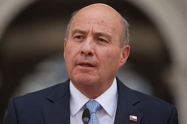 Gobierno mantiene en suspenso cambios al Mepco para limitar su costo y precio de bencina subiría $300 si este no opera