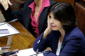 El fuerte debate en la Cámara por la ausencia de ministra Ríos en sesión especial por indultos