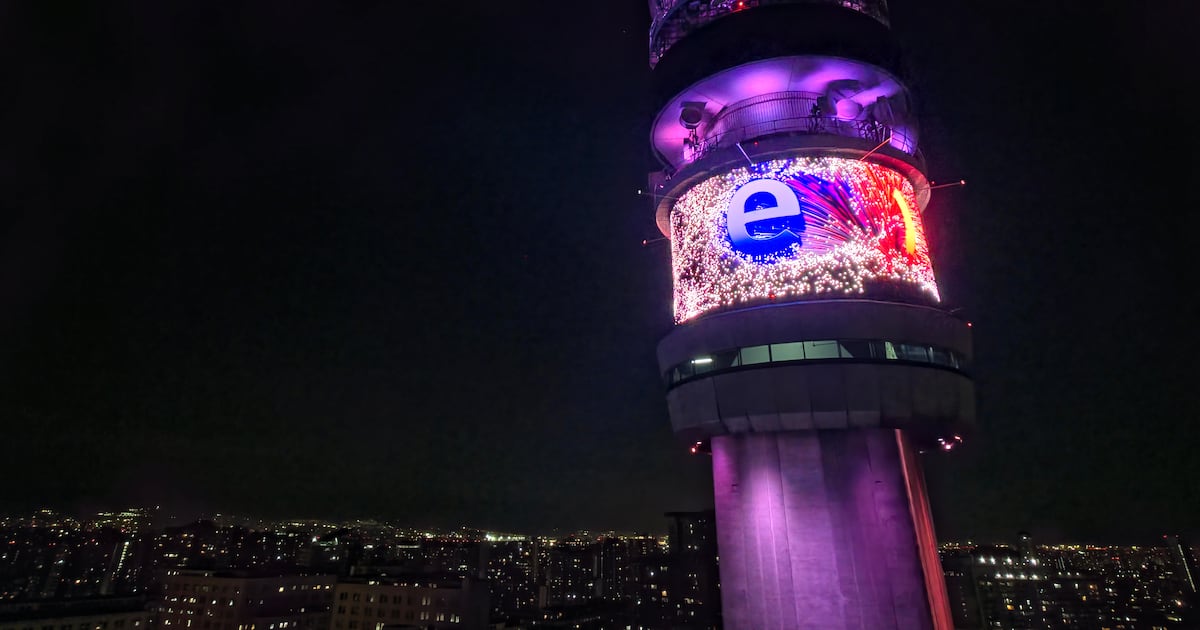 Entel confirma que estudia presentar oferta por ciertos activos de Telefónica junto a América Móvil
