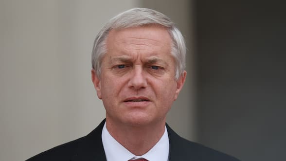 Kast blinda a Jouannet ante cuestionamientos por sus vínculos con imputados de caso Tragamonedas