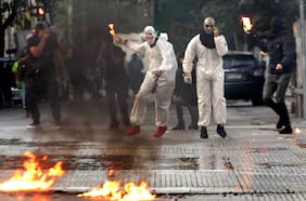 Bitácora molotov: el itinerario judicial de los adolescentes capucha