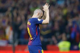 “Leyenda del fútbol español y mundial”: El emotivo homenaje del Real Madrid a Andrés Iniesta tras anunciar su retiro