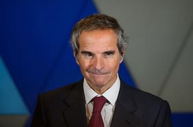 Aumenta la competencia para Bachelet en su camino a la ONU: Argentina oficializa la candidatura de Rafael Grossi