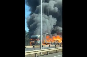 Ercilla: desconocidos queman camión en en la Ruta 5 Sur y disparan contra otro vehículo