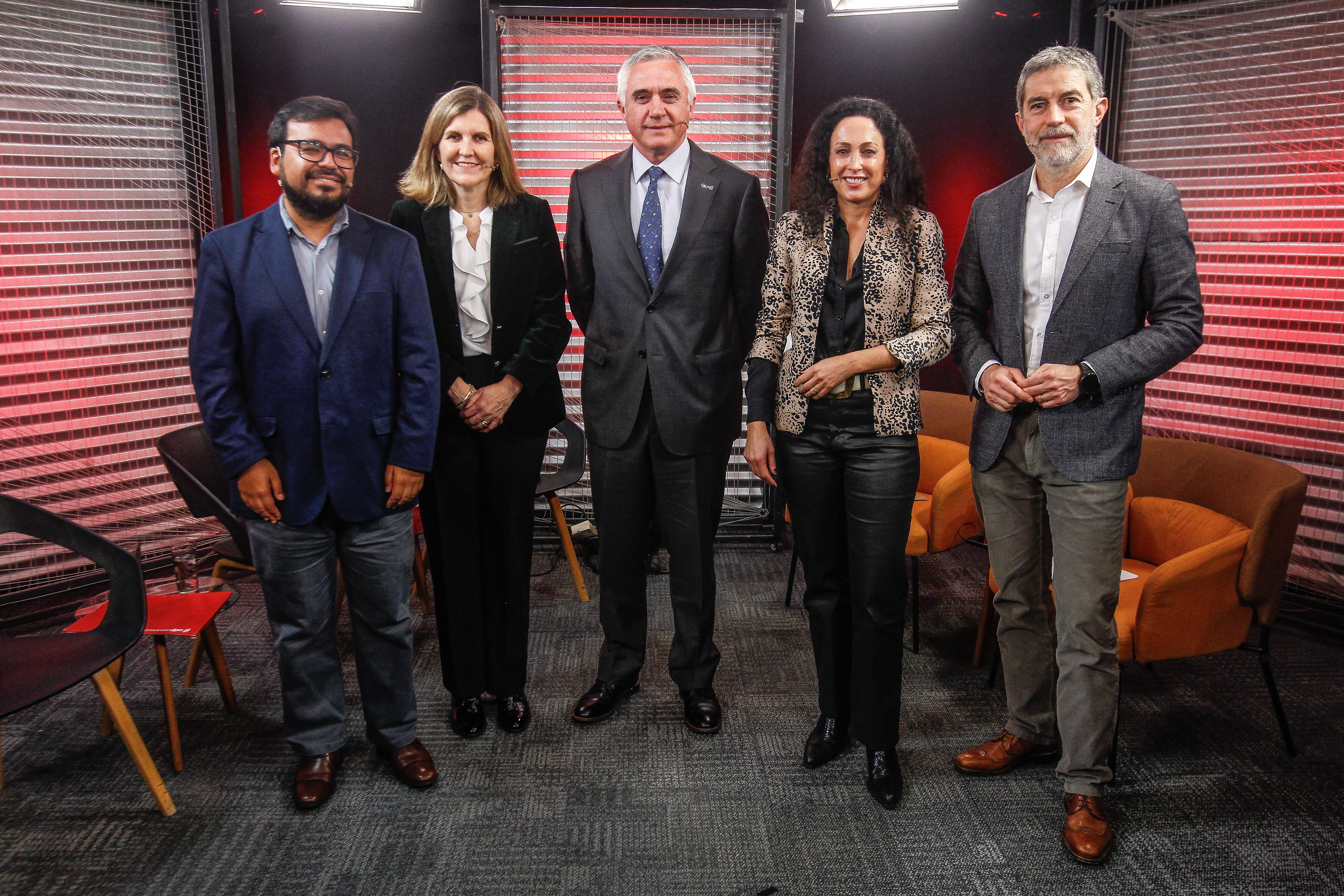 Encuentro Red·Activa: Cuidados, informalidad y jornada parcial siguen profundizando las brechas de género