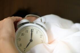 5 consejos simples que te ayudarán a dormir mejor, según una especialista