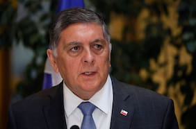 Alvarado defiende cambio de gabinete y afirma que busca dar “más energía” a seguridad