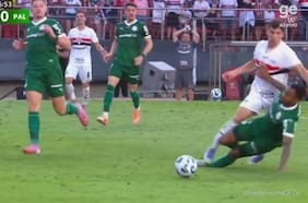 “Actuación desastrosa”: escándalo en Brasil por penal contra Gonzalo Tapia en el clásico entre Sao Paulo y Palmeiras