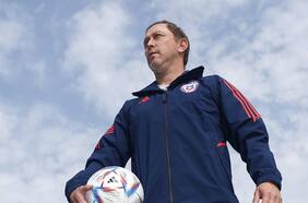 Luis Mena, DT de las Rojas: “Me carga esa brecha que ponen del fútbol masculino y femenino; esto es fútbol”