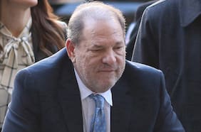 Tercer juicio contra exproductor Harvey Weinstein es declarado nulo
