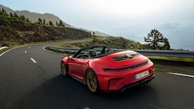 Porsche presenta el primer 911 GT3 descapotable y ultraligero