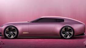 Despiden al diseñador del polémico Jaguar eléctrico y lo escoltan hasta la salida