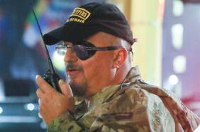 Líder de milicia de ultraderecha Oath Keepers es declarado culpable de sedición por asalto al Capitolio