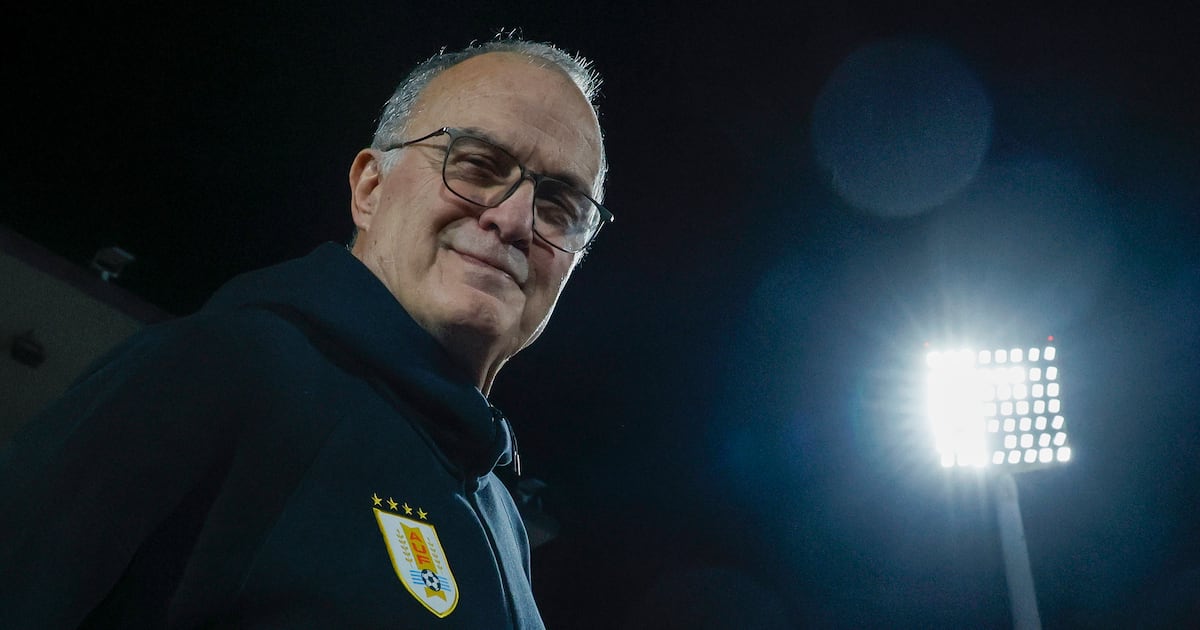 Marcelo Bielsa y el legado inconcluso en Chile: un reencuentro con heridas abiertas