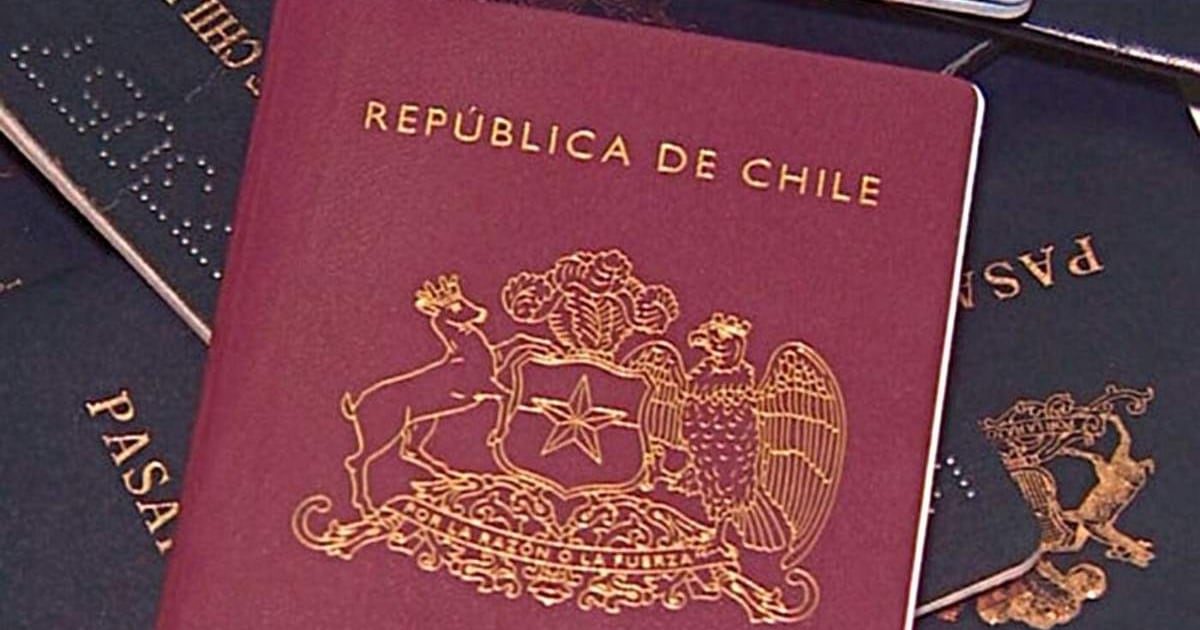 Cuáles son los 10 pasaportes más poderosos del mundo (y qué lugar ocupa Chile)