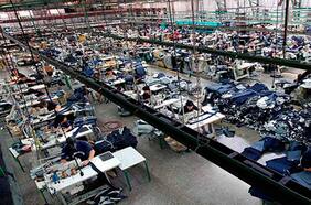 Analistas estiman que producción manufacturera habría subido 1,5% en julio