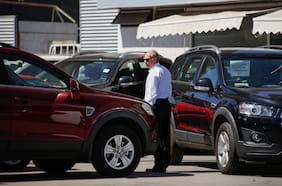 Ventas de autos nuevos profundizan su caída y completan 14 meses de retrocesos
