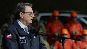 Defensa anuncia plan para renovar capacidades militares y presencia de Chile en la zona austral
