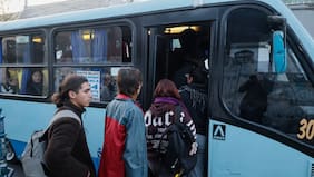 Micreros de Valparaíso deponen paralización tras cita con el gobierno: se acordó el pago de subvenciones y bonos pendientes