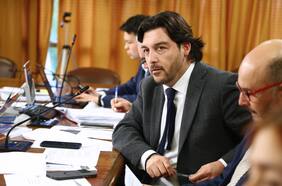 Leiva (PS) y el desmarque del PC y el Frente Amplio por ley de usurpaciones: “Es importante apoyar a nuestro gobierno, no solo para ocupar cargos”