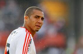 Trezeguet postula a la vicepresidencia de River Plate