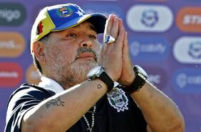 Maradona contra Diego: la intensa lucha que marcó las últimas horas del futbolista semidiós