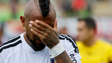 “Mojen la camiseta, malos....”: Hinchas de Colo Colo insultan al plantel albo tras la fea derrota ante Deportes Limache