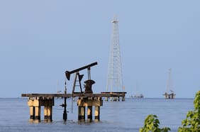 Beijing busca proteger sus “intereses legítimos” en Venezuela mientras empresa de EE.UU. se haría cargo de yacimientos petroleros operados por China y Rusia