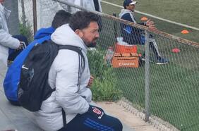 De alumno en práctica a contrato indefinido: Manuel Colocho Iturra tomará la vacante de Esteban Valencia en las inferiores de la U